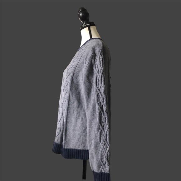 GAP Women’s Cable-Knit Crewneck Pullover Sweater - Picture 4 of 4